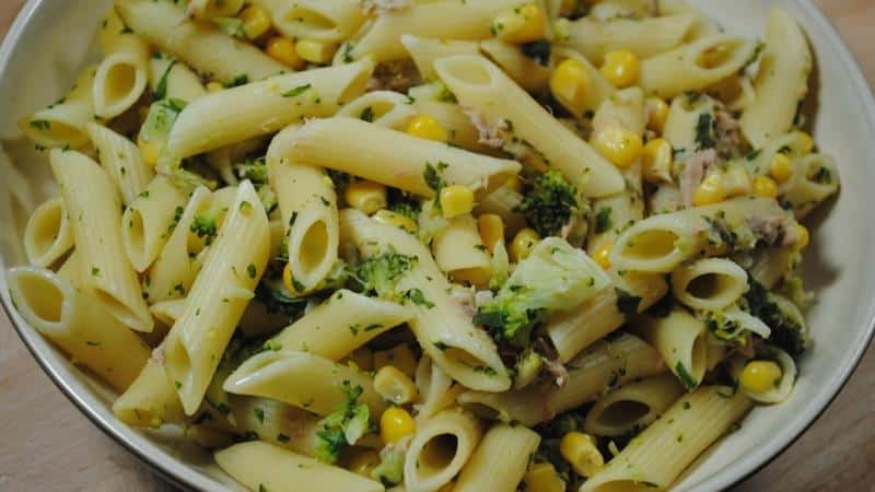 Broccoli, Sweetcorn and Tuna Pasta